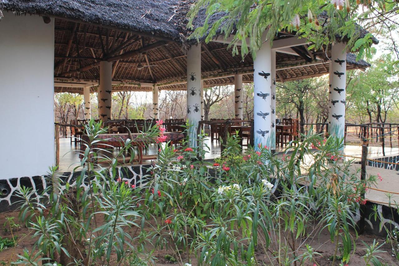 Voyage Village Lodge Mikumi Εξωτερικό φωτογραφία